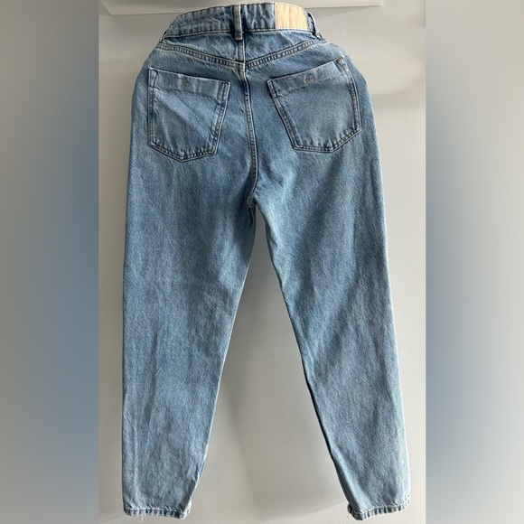 Zara High Rise Blue Distressed Jeans - Picture 4 of 13